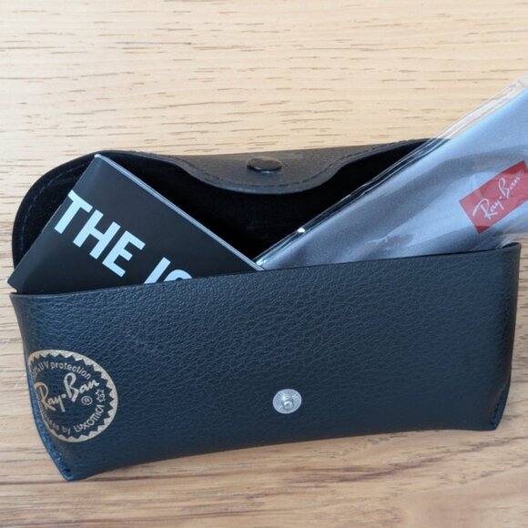 Ray-Ban Clubmaster Classic Sunglasses in Tortoise and Gold - Picture 3 of 6